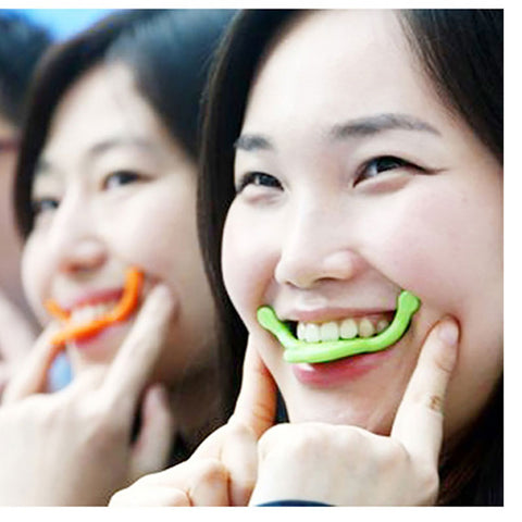 Mouth-shape Smiling Training Brace